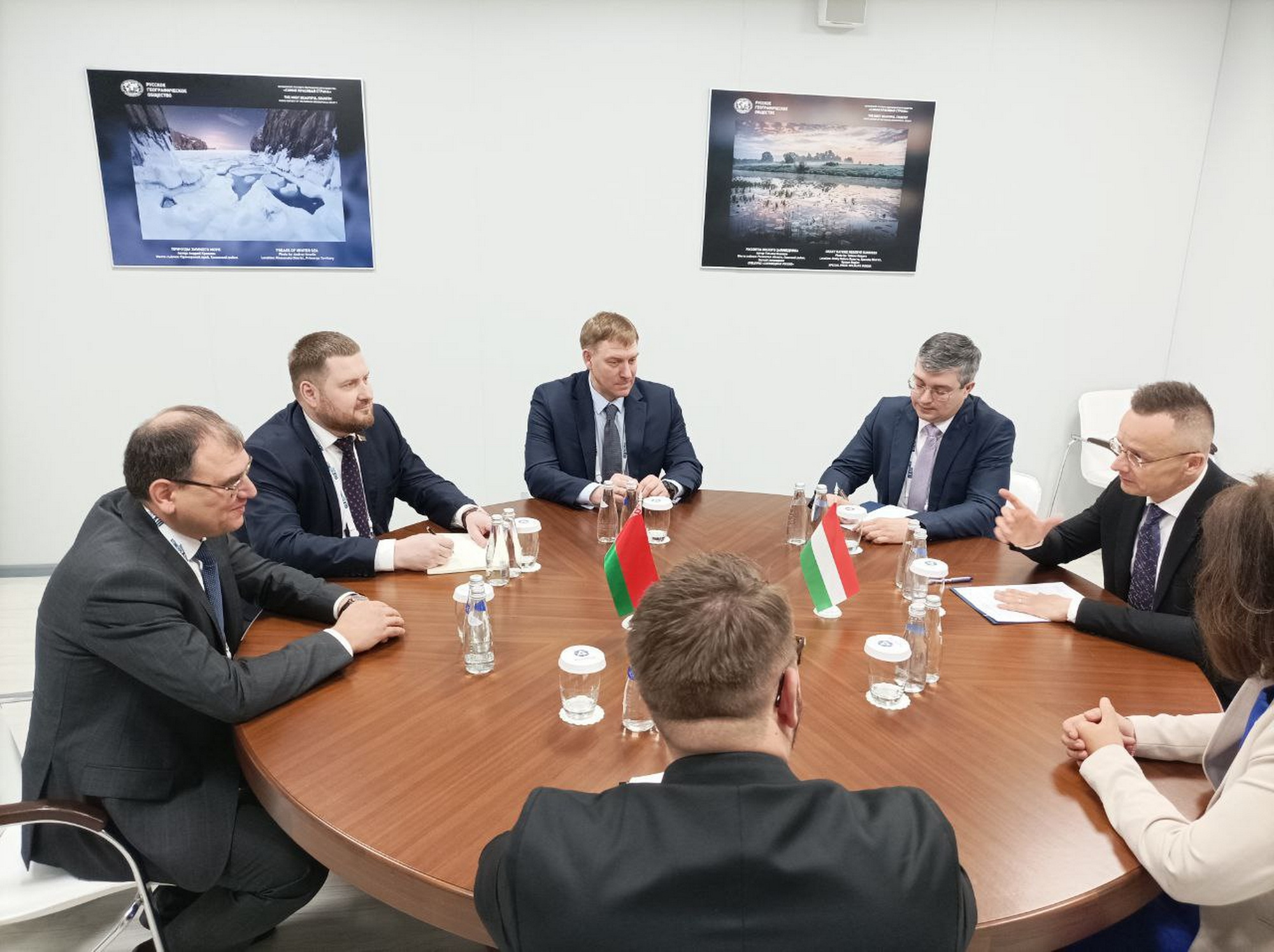 Главы Минэнерго Беларуси и МИД Венгрии обсудили сотрудничество в атомной энергетике